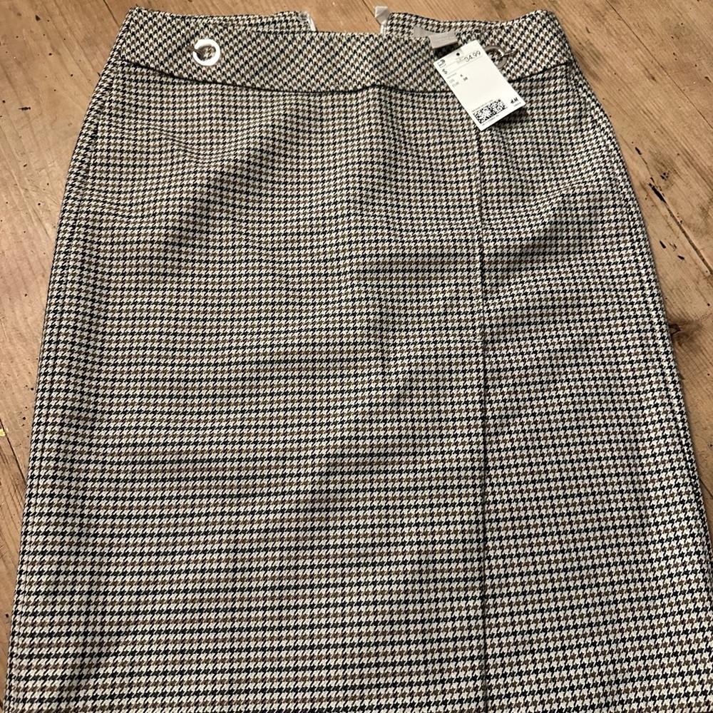 H&M Black & White Houndstooth Pencil Skirt
